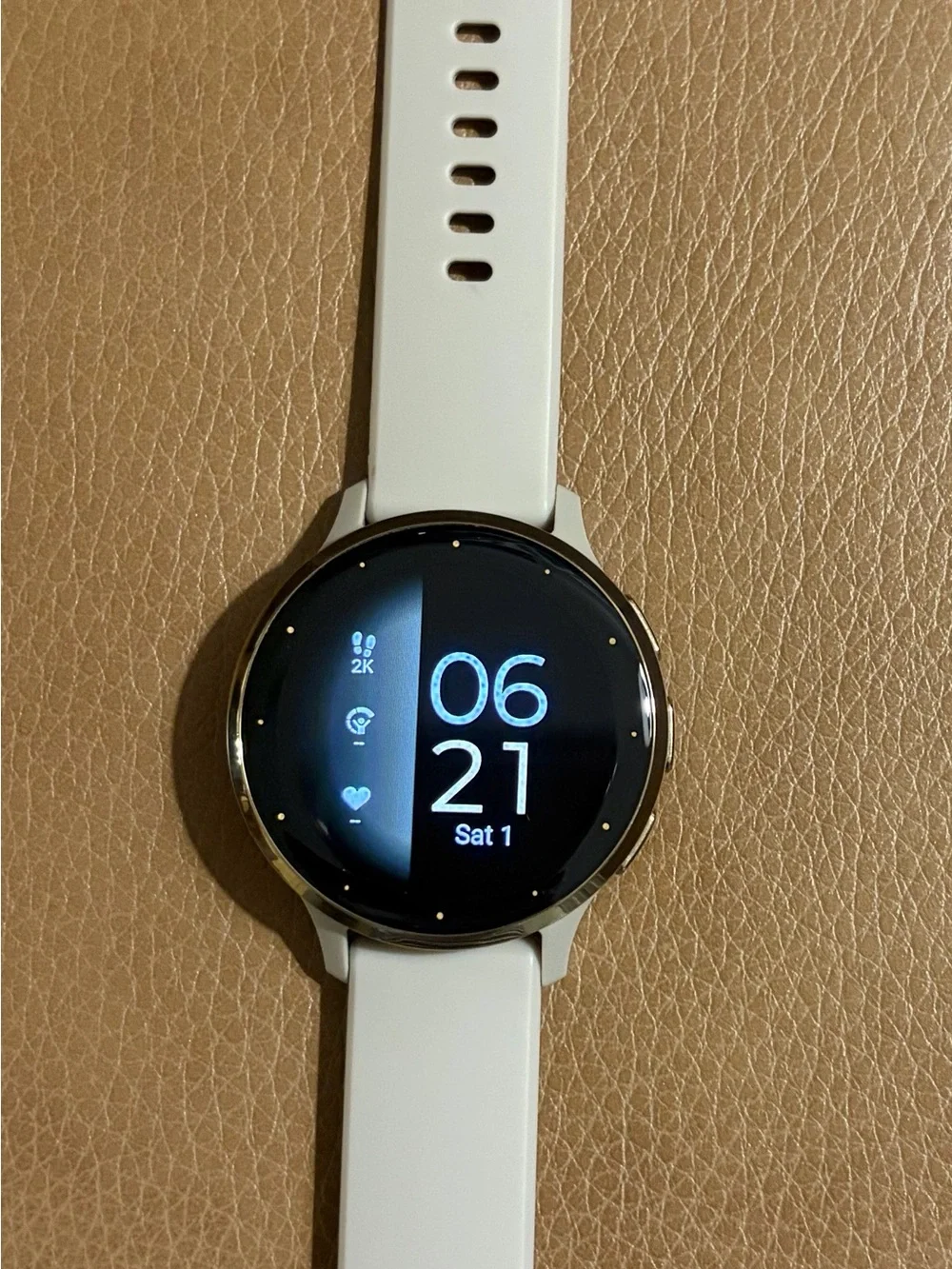 garmin Venu 3S Smartwatch - French Gray/Gold
